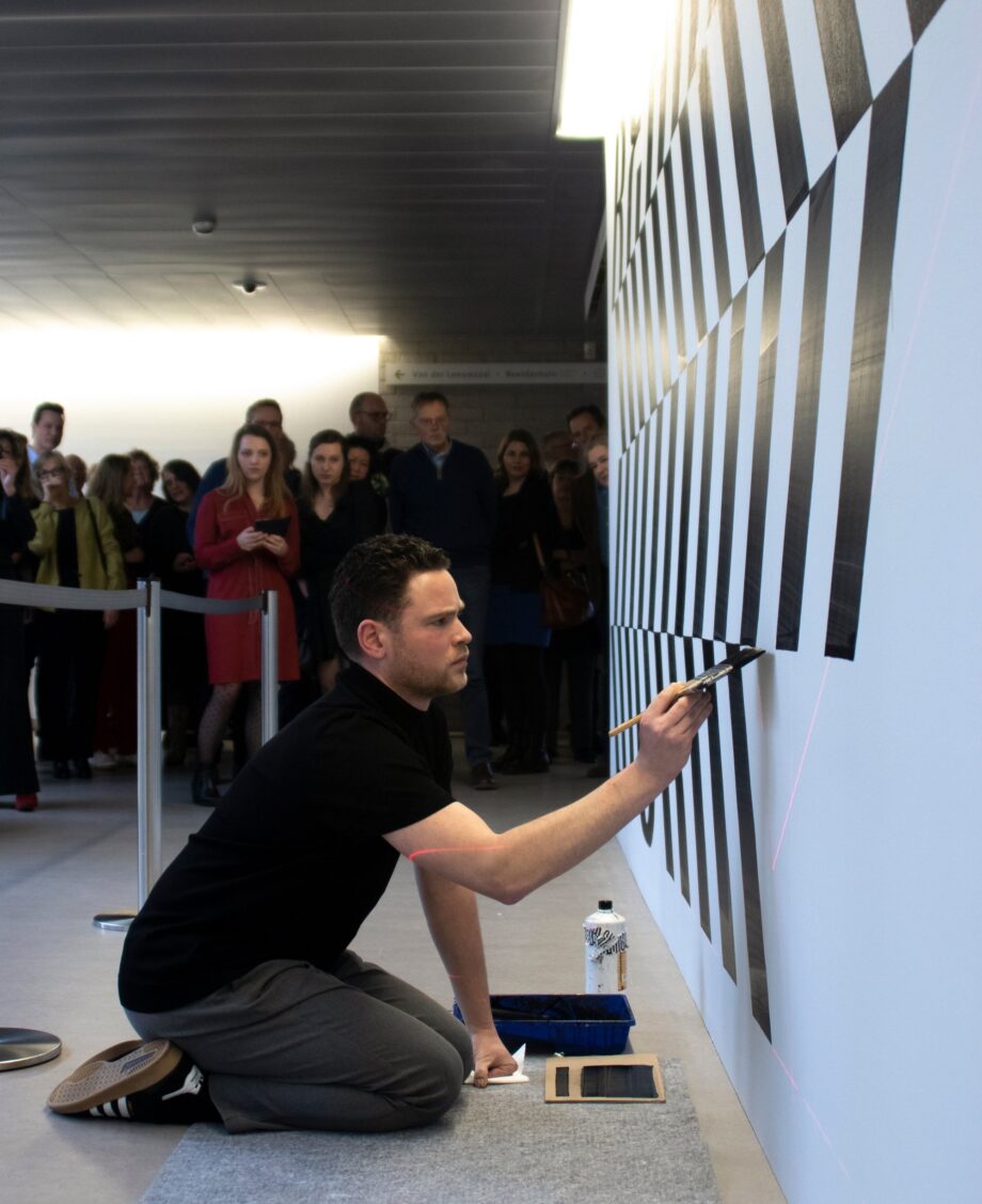 Kro êller Mu êller Museum performance foto door Myrthe Majoor