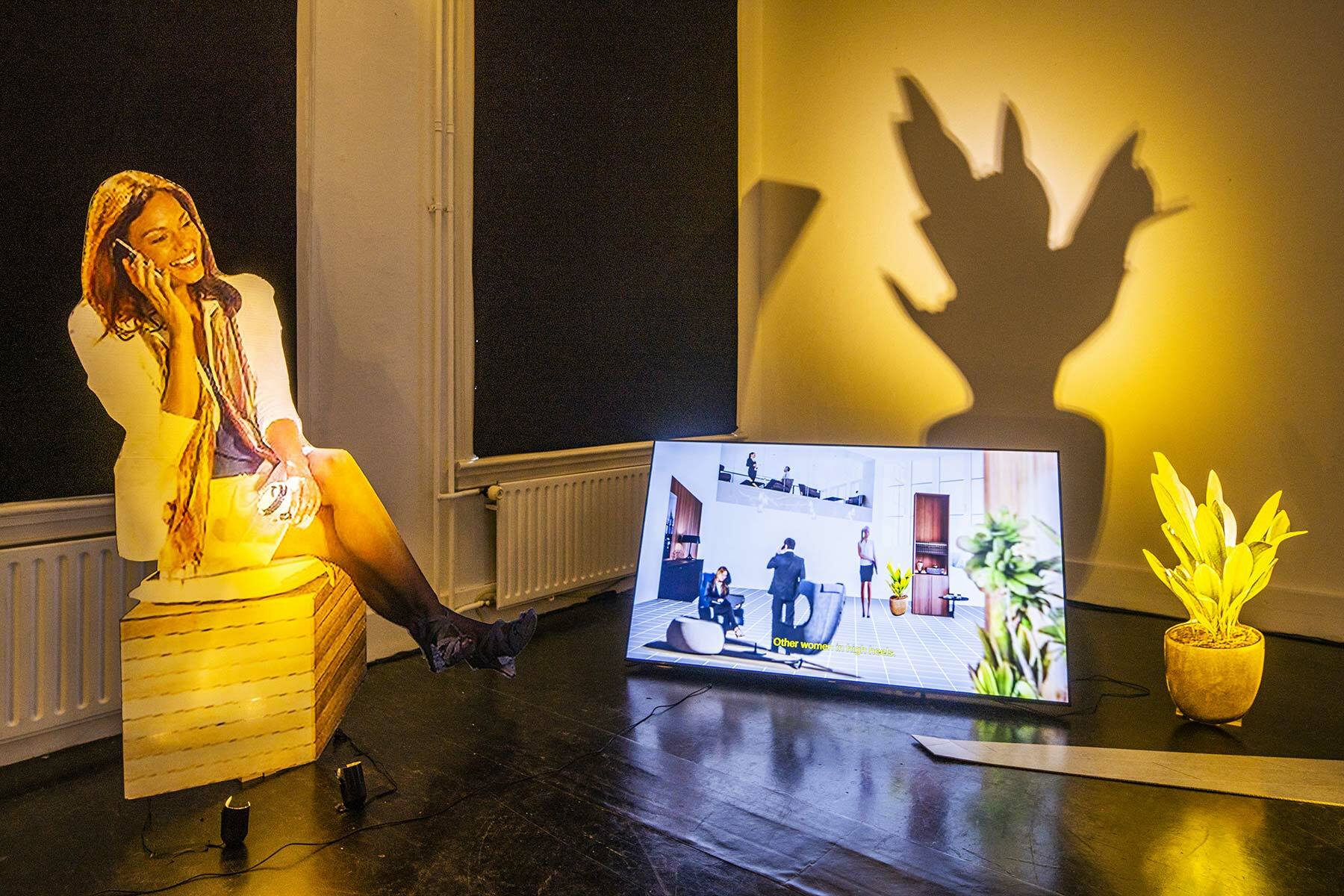 Where the Facade Bends, Sophie Czich